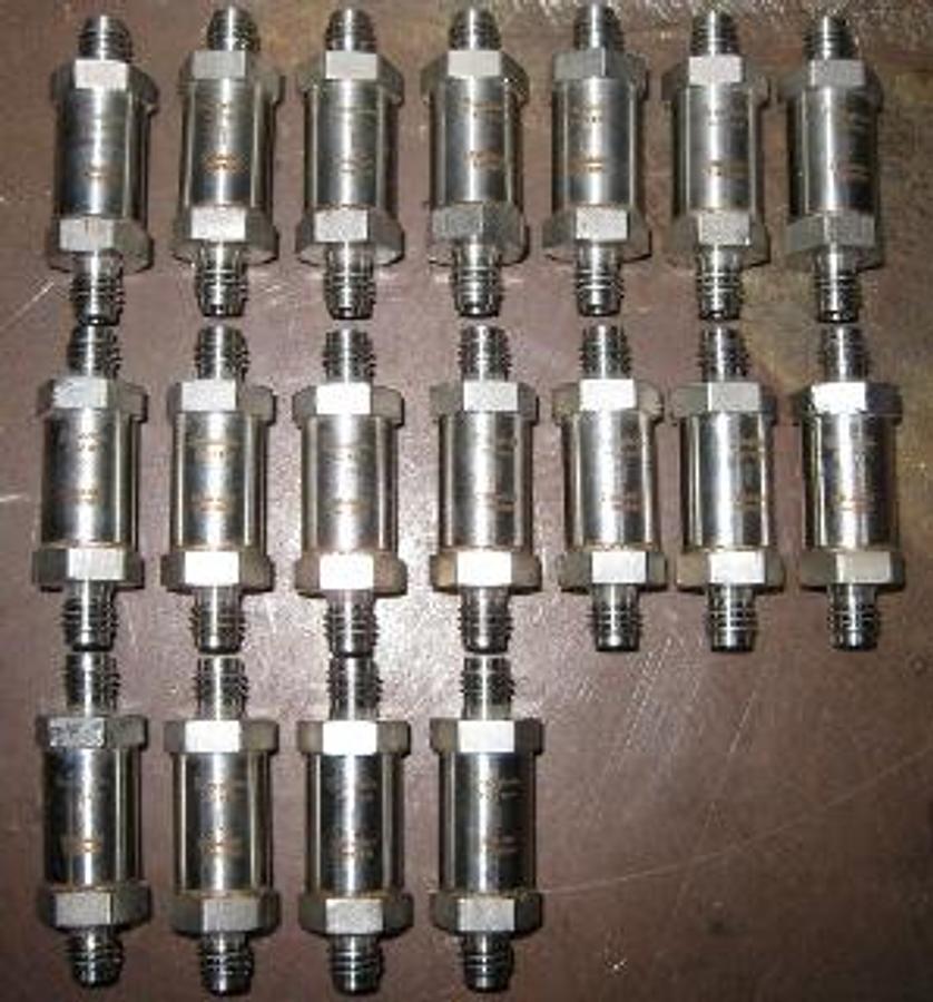 Used QTY. 18. SWAGELOK SS-4F-7 STAINLESS STEEL IN-LINE PARTICULATE FILTER