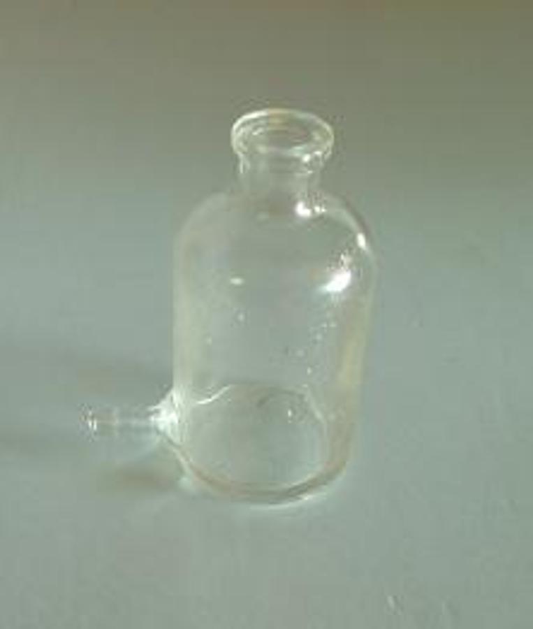 Used QTY. 1. PYREX 300 ML F-5 VACUUM JUG NECK SIZE 29/42. .