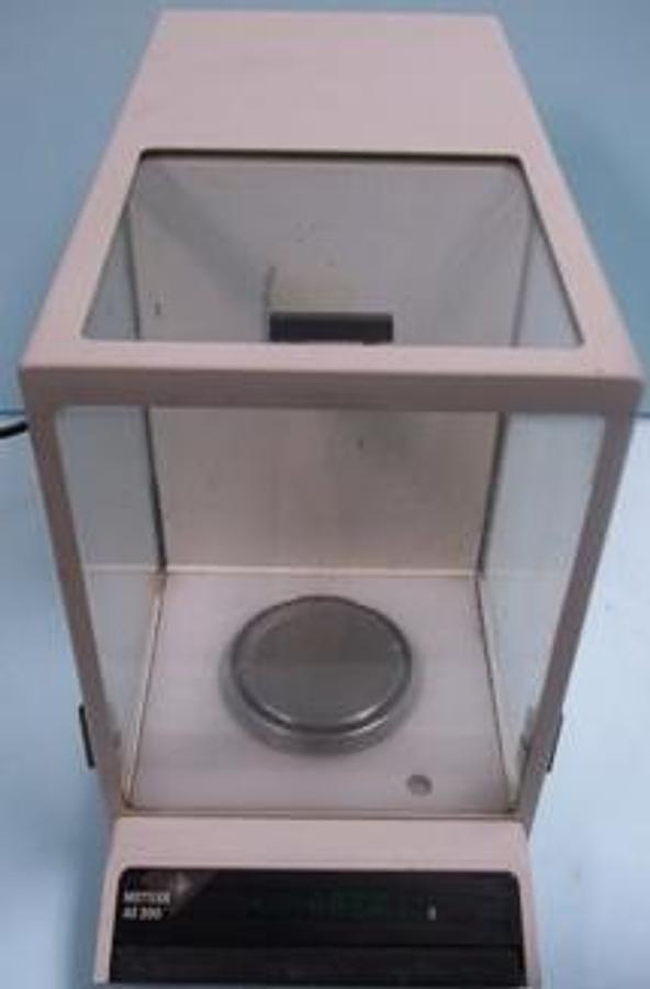 Used METTLER AE200 BALANCE