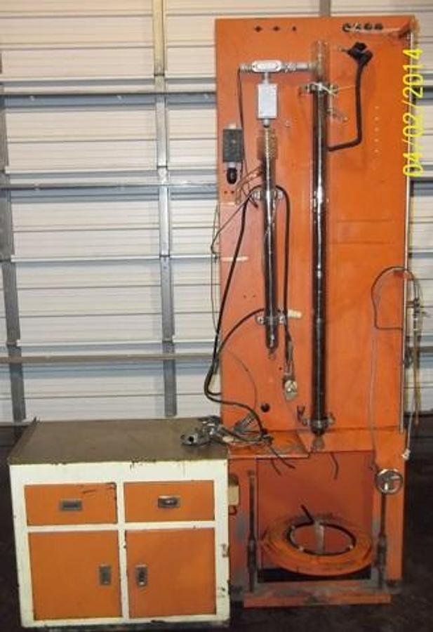 Used QTY. 1. DISTILLATION APPARATUS NO INFO W/ PODBIELNIAK INC GLASS # 641 W/ RELIANCE GLASS WORKS INC #616 APPARATUS HAS 5 THERMOCOUPLE CONNECTION TYPE: J APPARATUS FITS 5000ML ROUND BOTTOM FLASK.