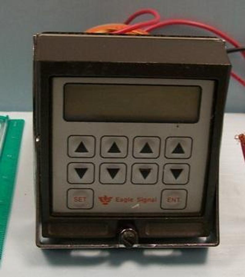 Used EAGLE SIGNAL CX312A6-08855 PAT # 3.054.023.