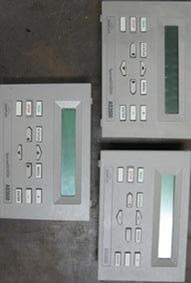 Used DIONEX AS3500 AUTOSAMPLER PART SCREEN WITH KEYPADS