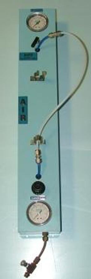 Used QTY. 1. ALLTECH REGULATOR BOX AIR INLET PRESSURE GAUGE OUTLET PRESSURE GAUGE R07-100RNK A INLET 300PSIG MAX OUTLET 100PSIG MAX TEMP 150 DEG F MAX.