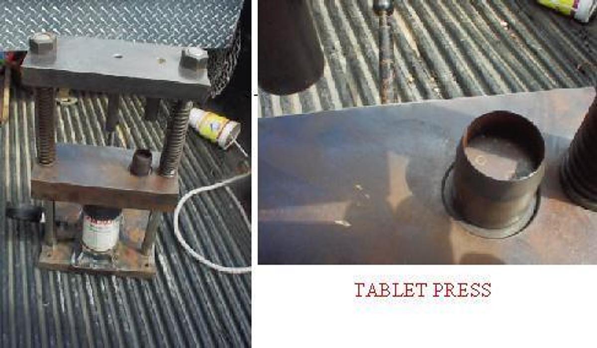 Used MOLDING PRESS MODEL SMPDL