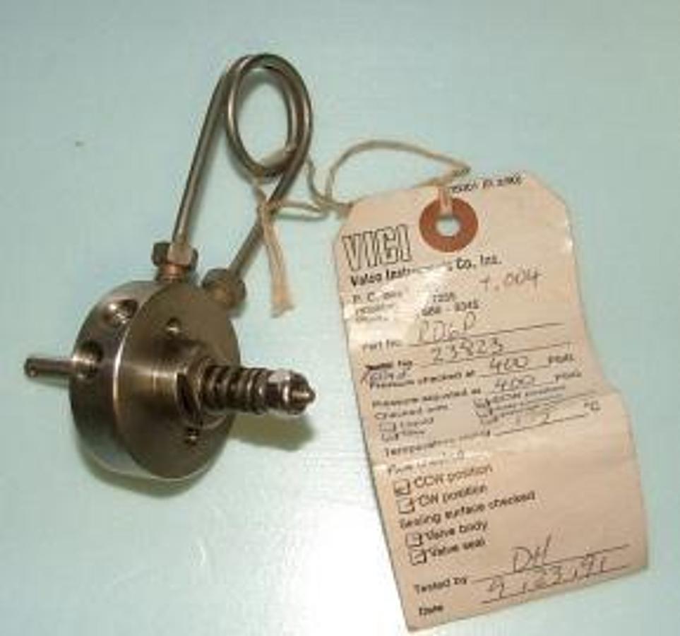 Used VALCO VICI VALVE 6 PORT PART # RD10PN6 REPAIR# 23823 400 PSI TEMP RATING 175C.