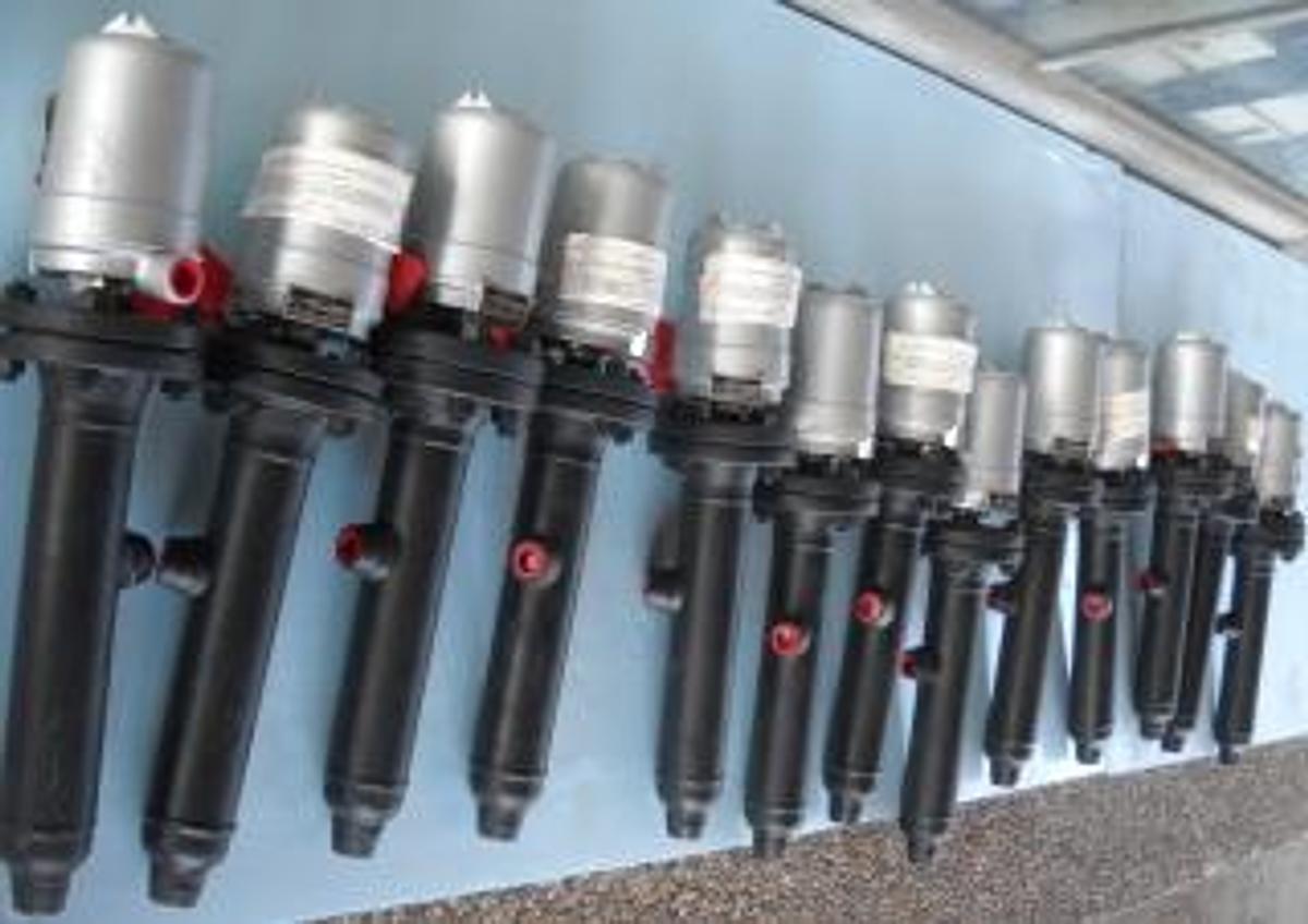 Used QTY. 13. SOR LEVEL AND FLOW PRODUCTS LIQUID LEVEL CONTROL (10)-741-24-3