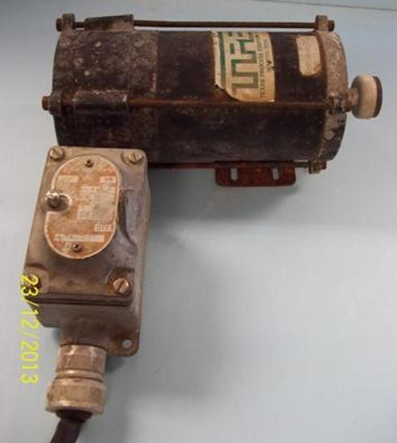 Used UNDERWRITERS LABORATORIES MODEL: 64039M (ELECTRIC MOTOR FOR HAZARDOUS LOCATIONS) TYPE: KFU3 MOTOR REF: 67778M J8237 115/230V 60HZ 1725 RPM . .
