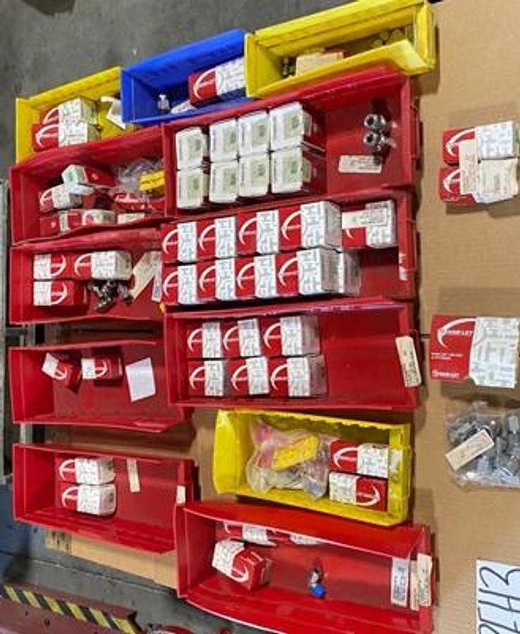 Used QTY. 9. HAM-LET FEMALE CONNECTOR