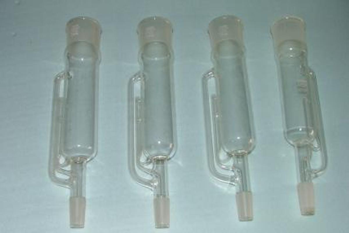 Used QTY. 2. PYREX EXTRACTOR WITH GROUND JOINTS 24/40 55/50 NO. 3740-L