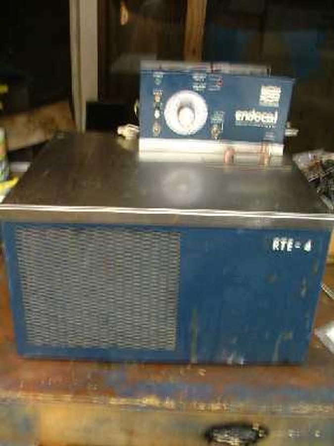 Used QTY. 1. NESLAB ENDOCAL REFRIGERATED CIRCULATED BATH RTE-4 P/N 151111