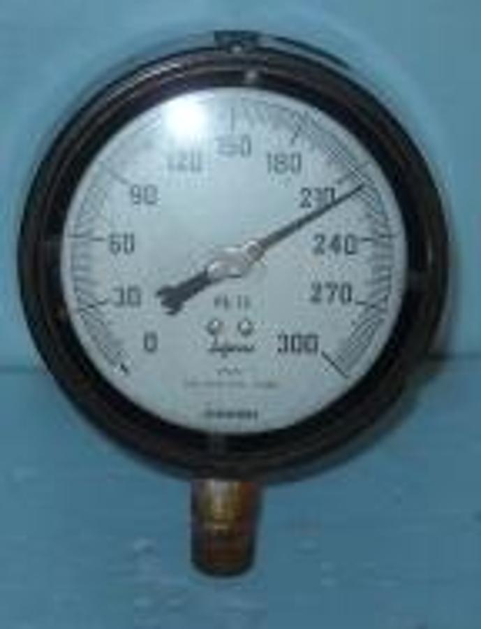 Used SAFECASE MARSH PG-73 PSIG 316STN STL TUBE 0-300 4" DIAL PLASTIC HOUSING.