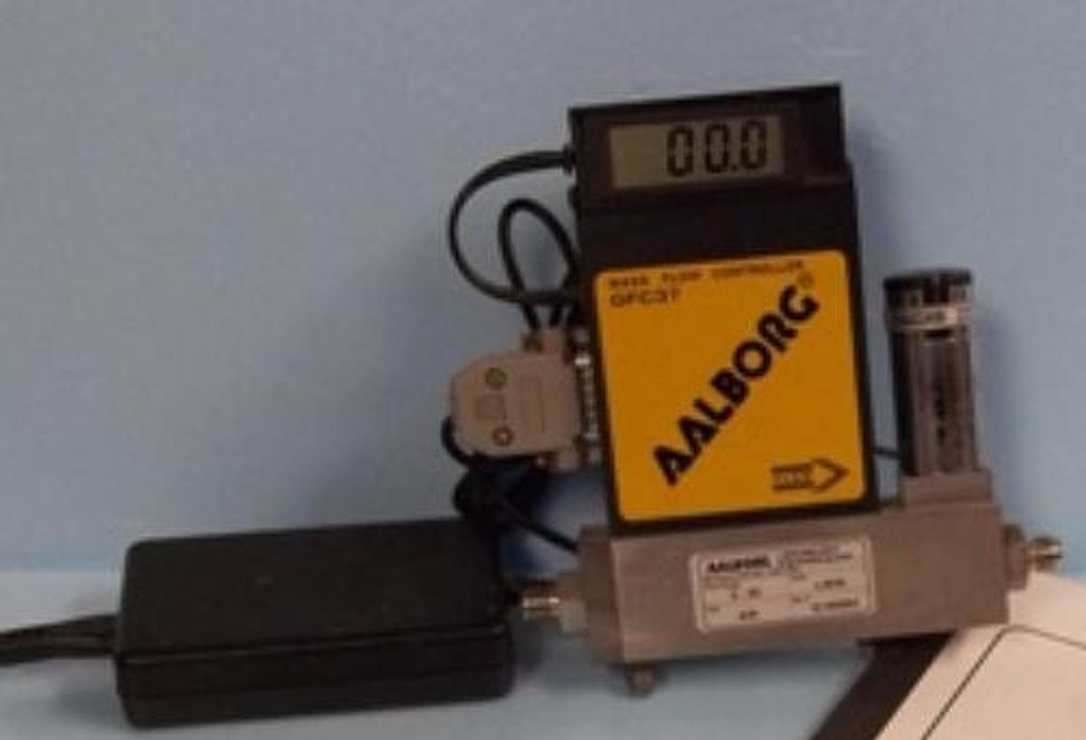 Used QTY. 1. AALBORG MASS FLOW METER WITH MASS FLOW CONTROLLER MODEL: GFC37