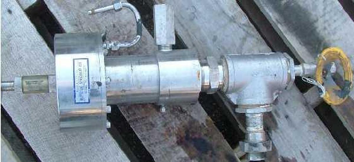 Used REPUBLIC SPECIALTY CO. / WILLIAMS OSCILLAMATIC LOW PRESSURE DIAPHRAGM METERING PUMP MODEL: P2250W600