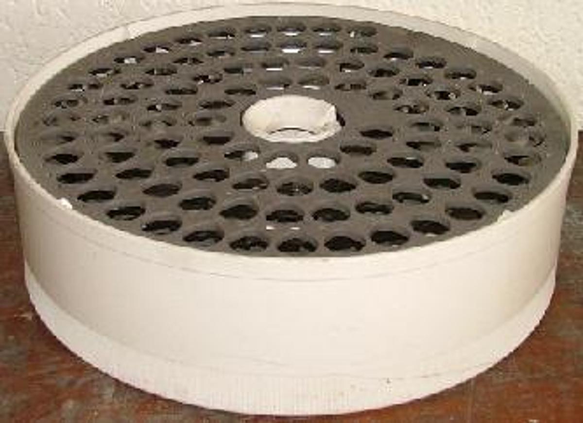 Used ROUND PLASTIC 95 POSITION SAMPLE HOLDER TREY