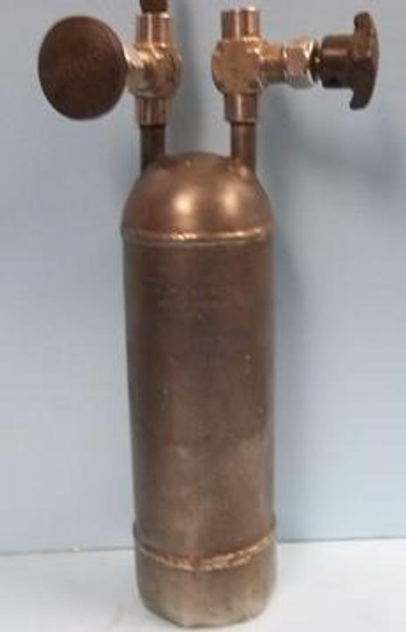 Used QTY. 1. PRESSURE BOMB SAMPLE CYLINDER