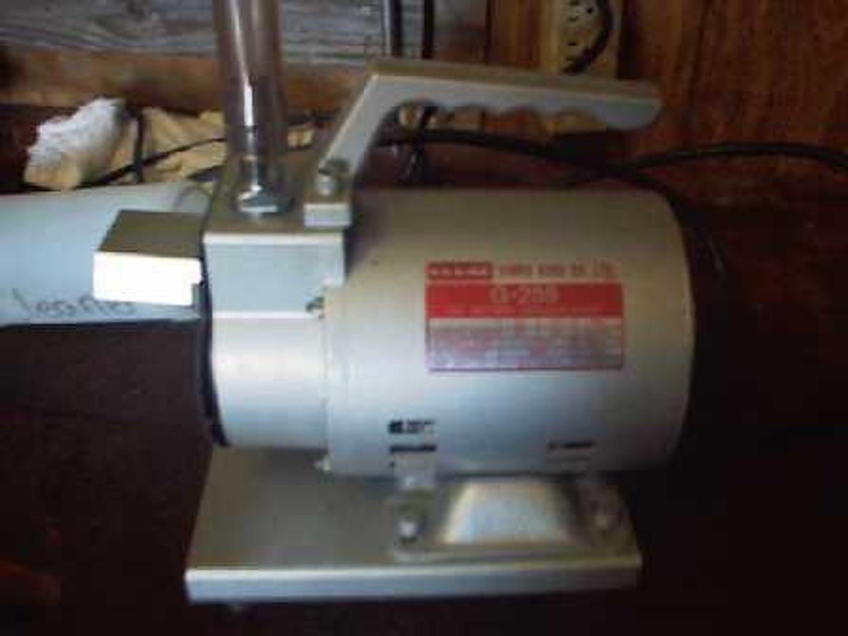Used ULVAC G-25S OIL ROTARY VACUUM PUMP