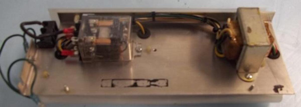 Used EASTMAN VOLTAGE RELAY BOARD 214196.