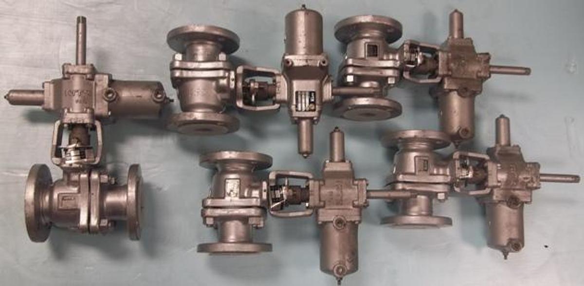 Used QTY. 5. KITZ BALL VALVE 1 ½