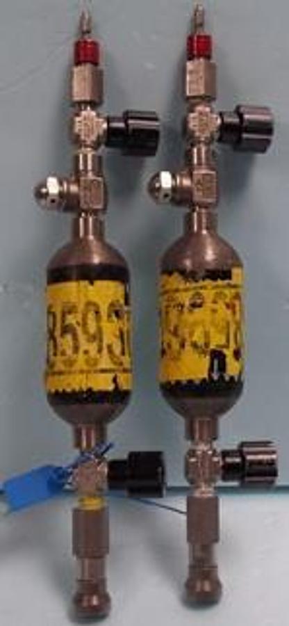 Used SWAGELOK 150 ML