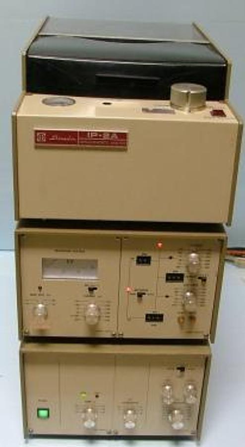 Used SHIMADZU IP-2A ISOTACHOPHORETIC ANALYZER
