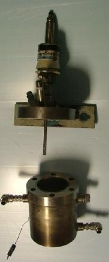 Used AUTOCLAVE ENGINEERS REACTOR 1 LITER WITH THERMOCOUPLE STAINLESS STEEL JACKETED BOTTOM OUTLET(MAGNE DRIVE 2 STIRRER SOLD REACTOR ONLY)