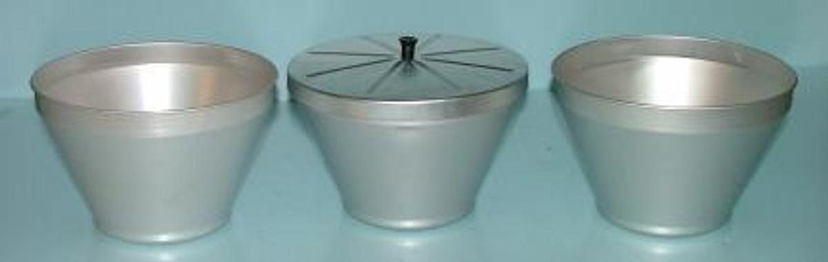Used ALUMINUM CONTAINERS 8 1/2" WIDE 6" INCH DEEP ONE WITH 2 ID.
