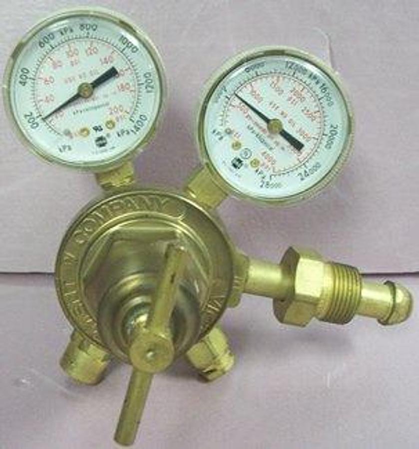 Used VICTOR EQUIPMENT COMPANY REGULATOR