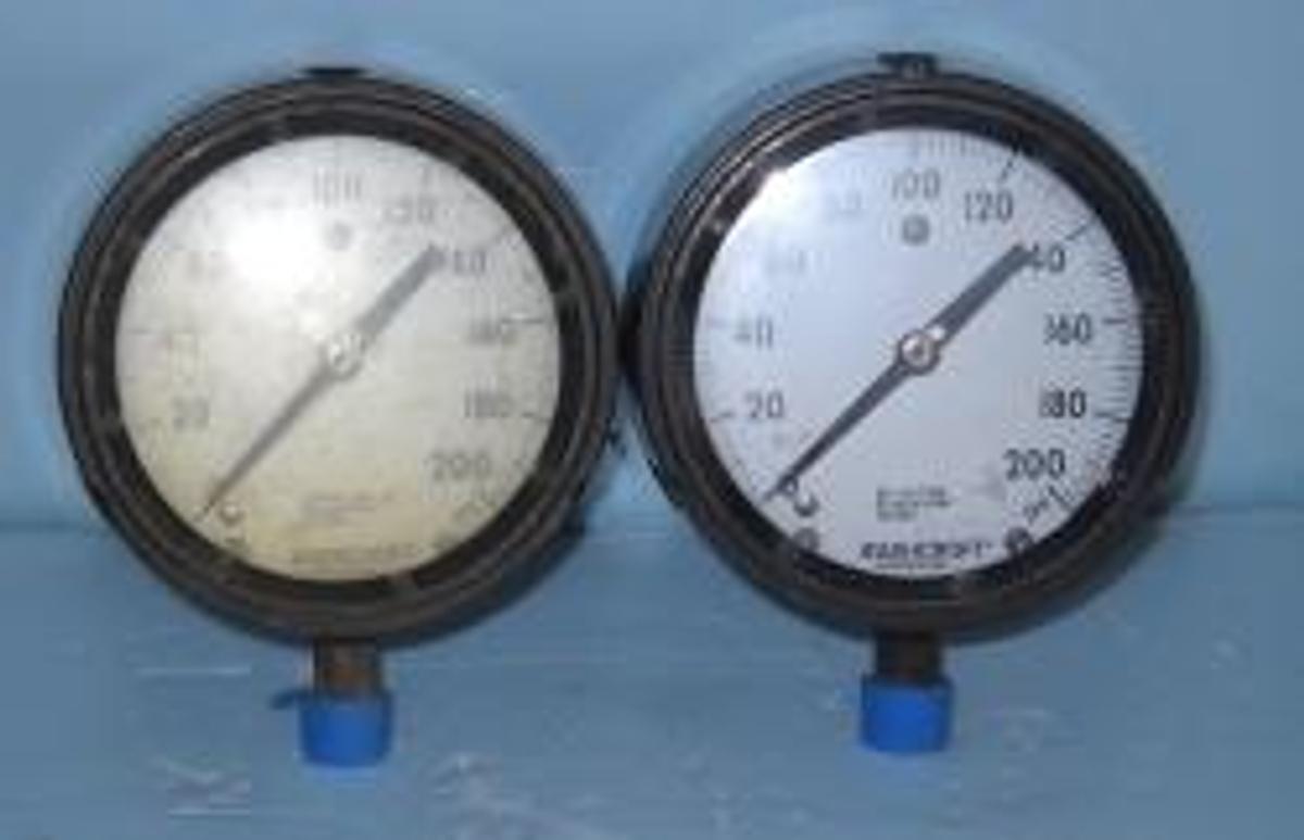 Used ASHCROFT DURA GAUGE 0-200PSI BRONZE TUBE BRASS SOCKET BRAZED 4" DIAL PLASTIC HOUSING.
