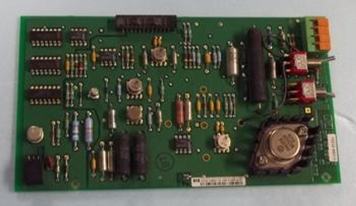 Used HEWLETT PACKARD 19232-66015 DIV 43 REV. A. TCD BOARD.