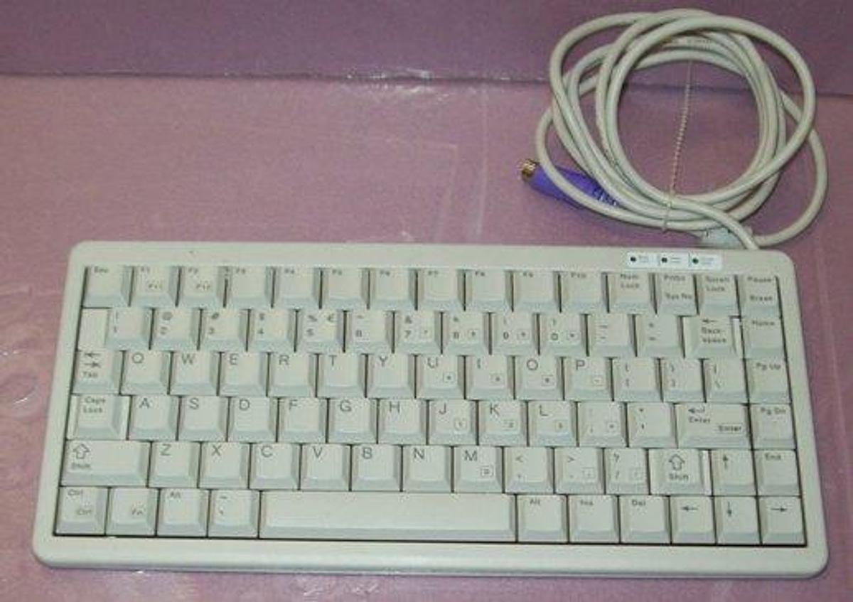 Used CHERRY KEYBOARD ARTICLE NO. G84-4100 LPAEU-0/02