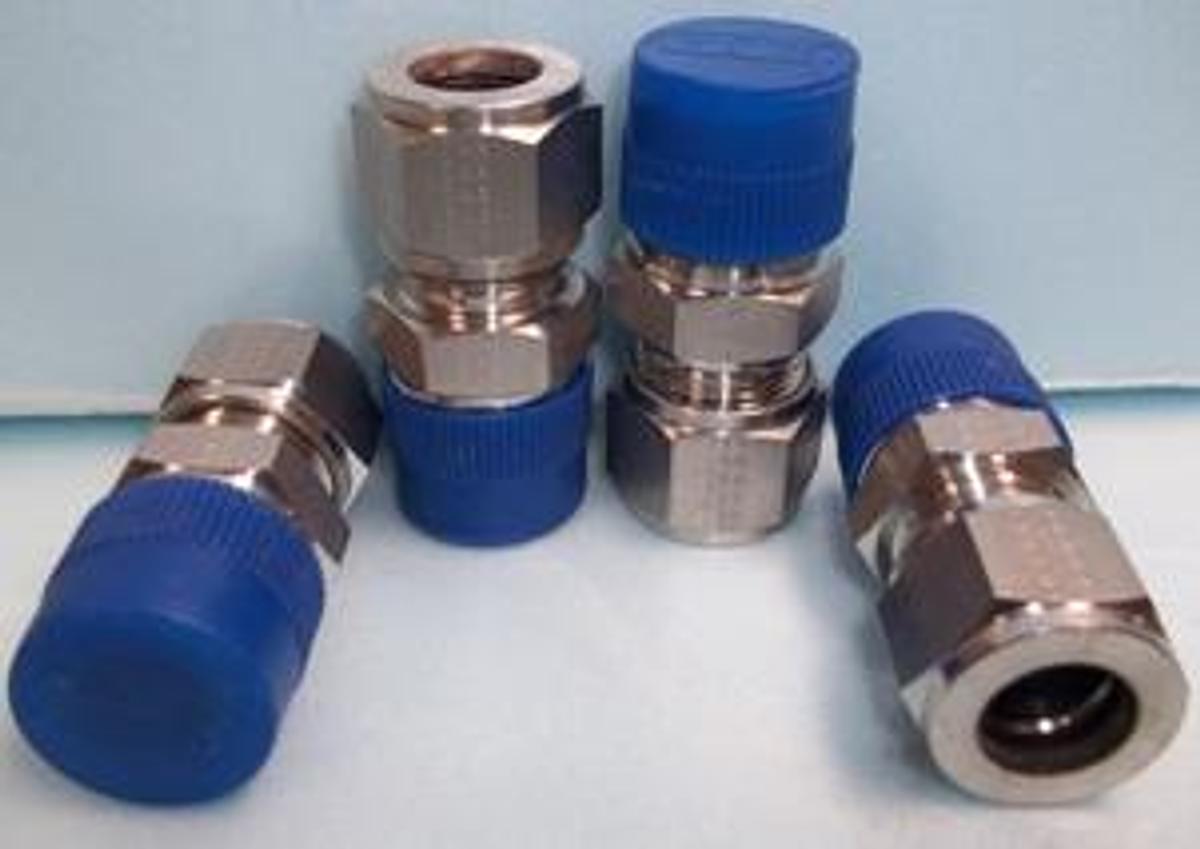 Used QTY. 4. HOKE ¾" X 11/16"" STAINLESS STEEL MALE FITTING GYROLOK 316 ZKS ZKR ZKD ZKM.