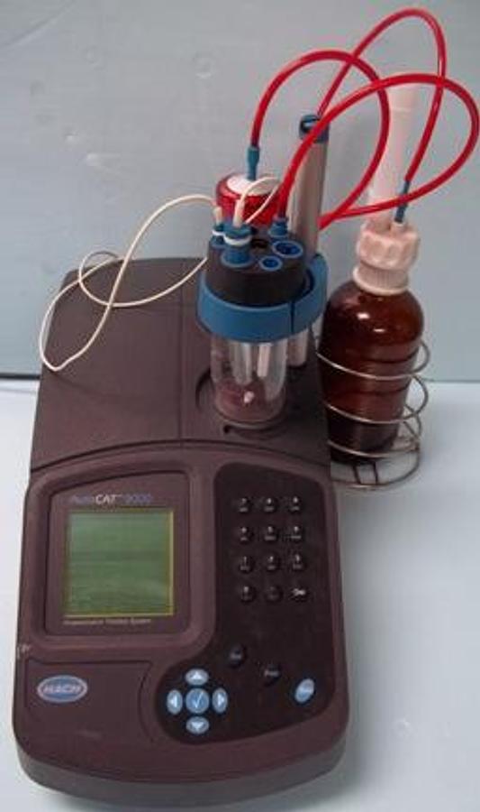 Used QTY. 1. HACH AUTOCAT 9000