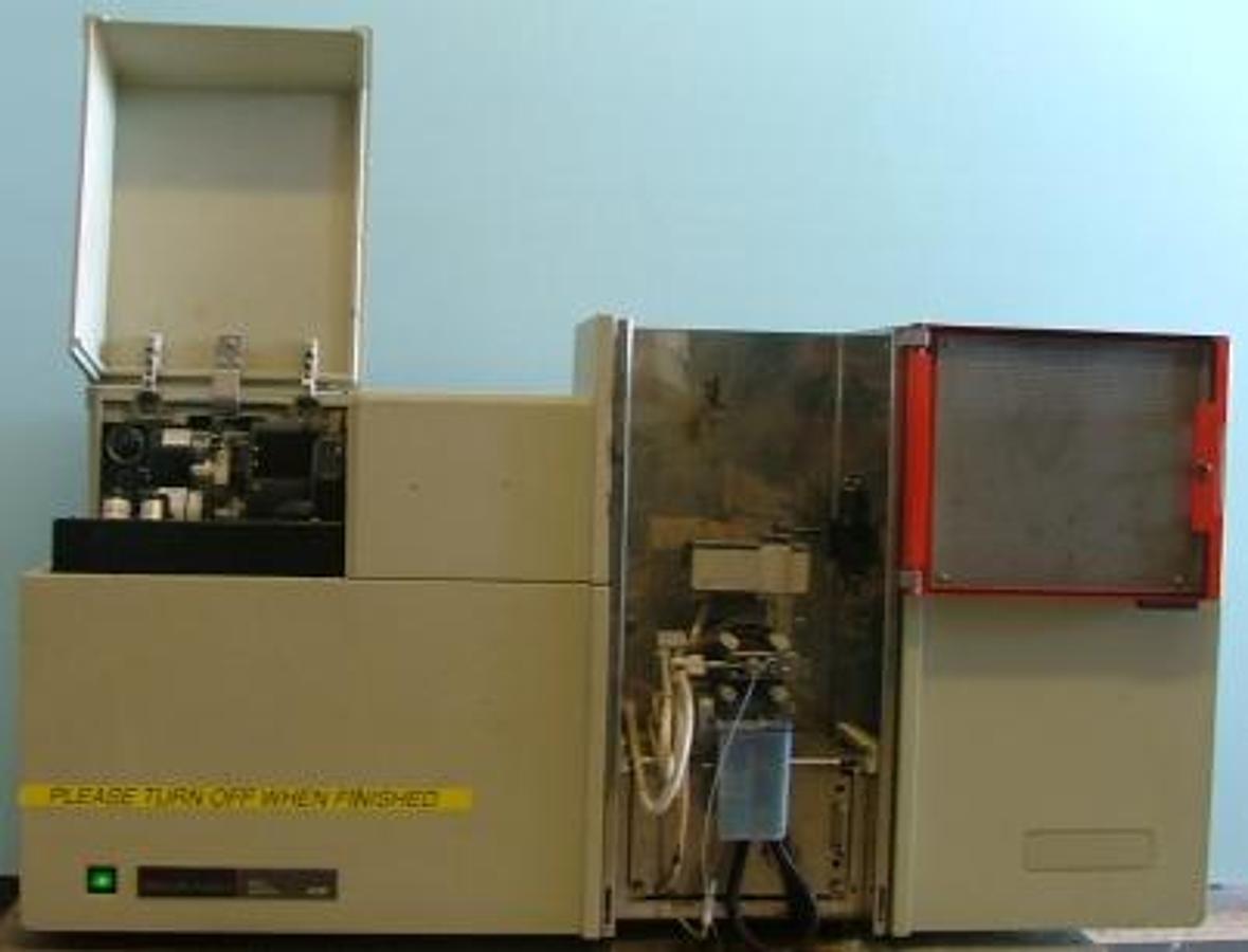 Used QTY. 1. PERKIN ELMER ATOMIC ABSORPTION SPECTROMETER MODEL: 4100