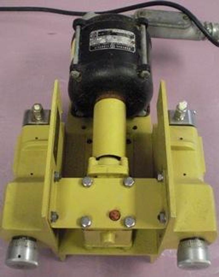 Used QTY. 1. MINI PUMP DUAL VARIABLE FLOW INJECTION PUMP. P\N 92015005