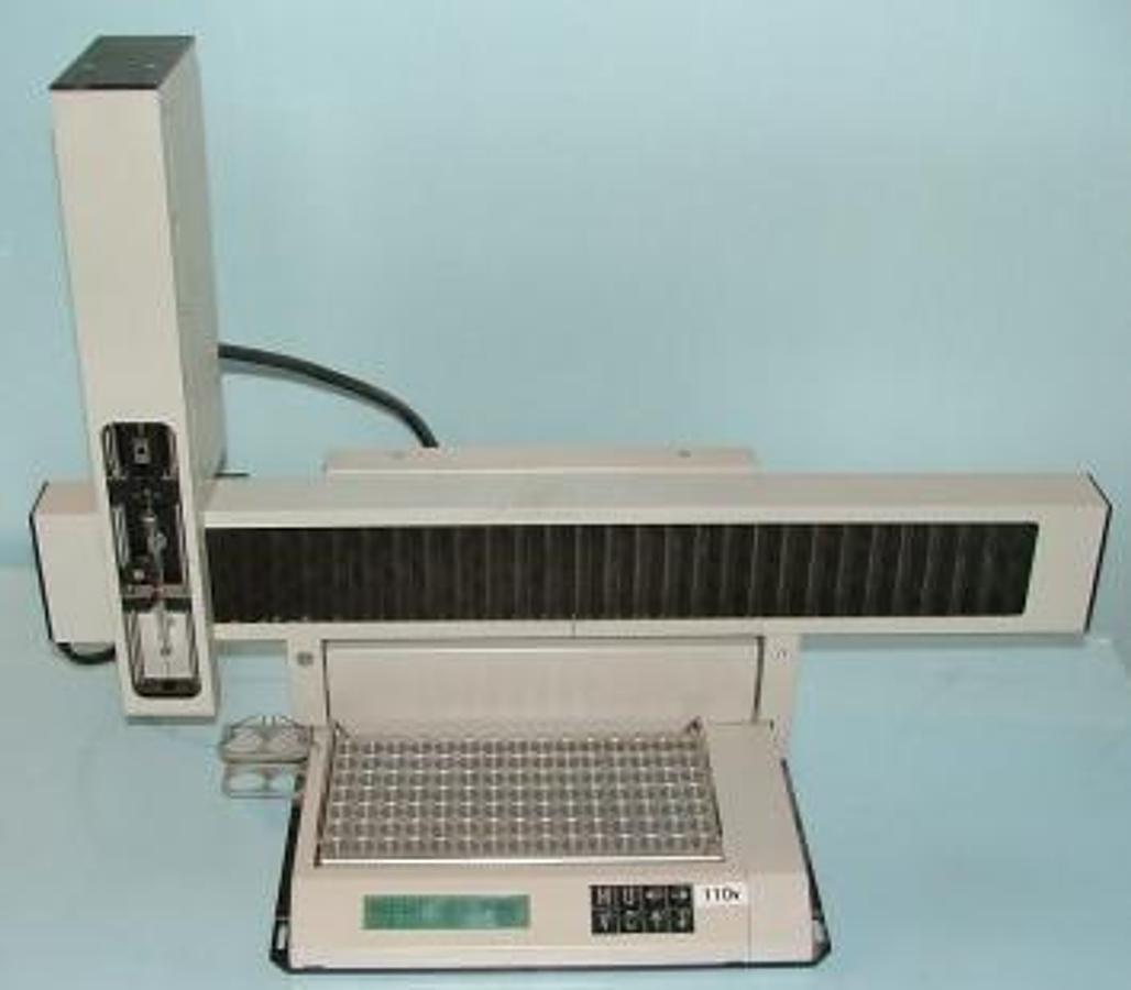 Used SAMPLER AJFP ANALYTIK-FP-JENA TYPE: ALS 104 NR. 10471 110V T1A 60HZ 230V T0.5A 50HZ V3.21E.