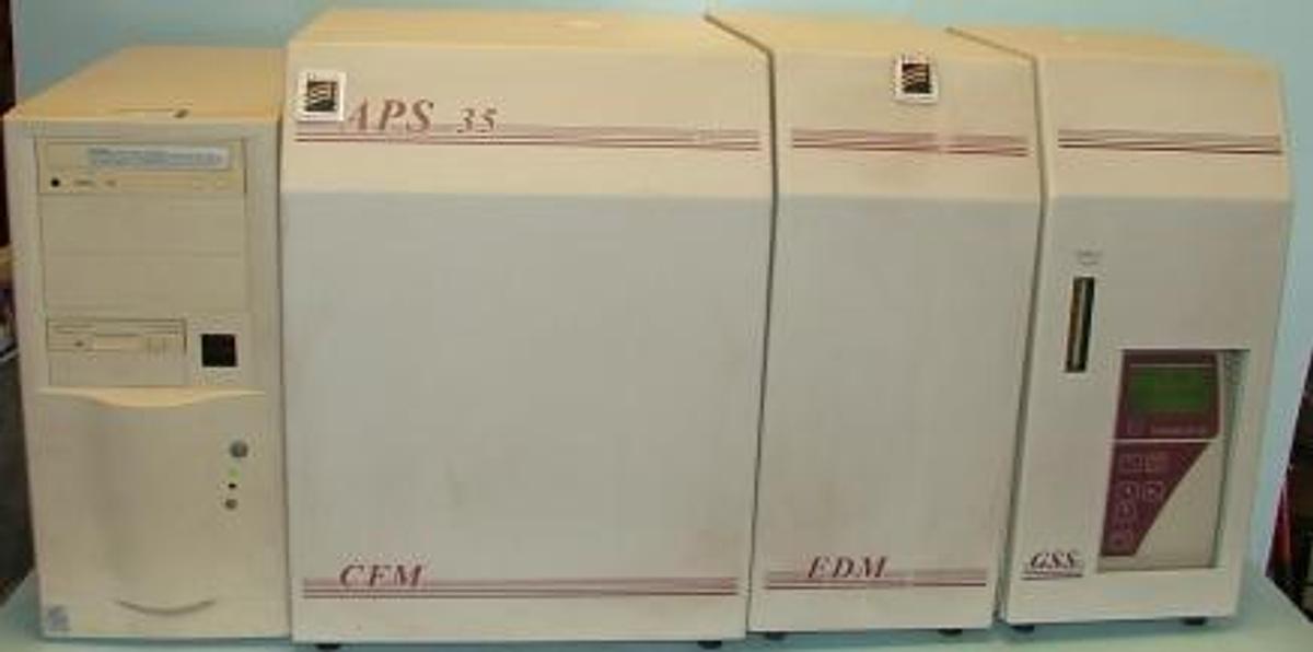 Used APS 35 CFM APS TECHNOLOGIES INC MODEL # SCRATCHED OFF