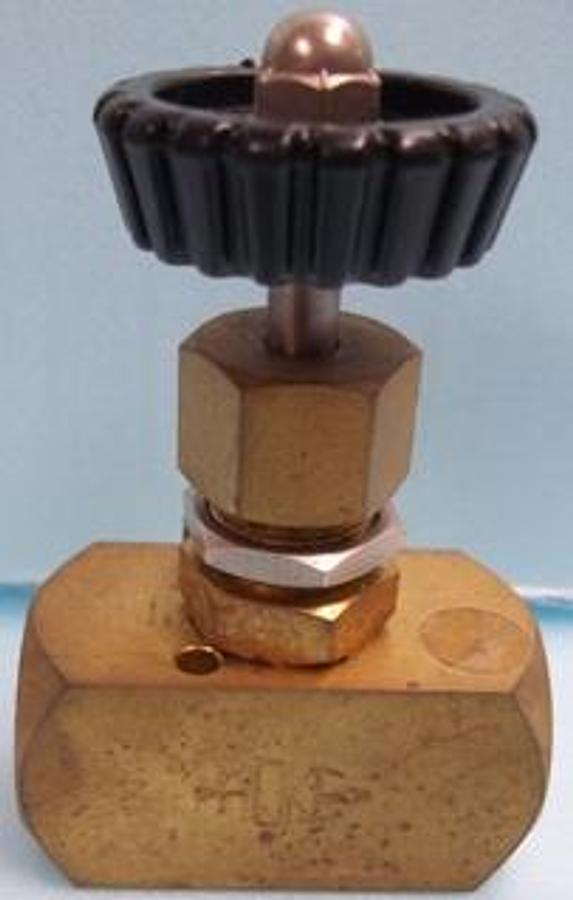 Used QTY. 1. HOKE ½" NEEDLE VALVE