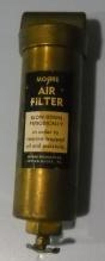 Used QTY. 1. MOORE AIR FILTER MOORE PRODUCT CO. 5/8" FEMALE INPUTS. .