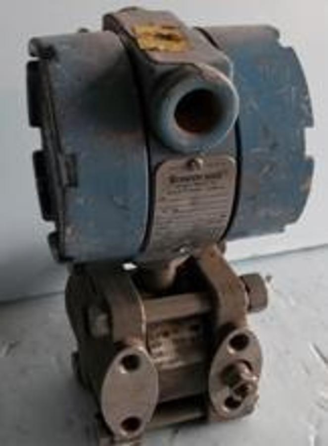 Used ROSEMOUNT TRANSMITTER
