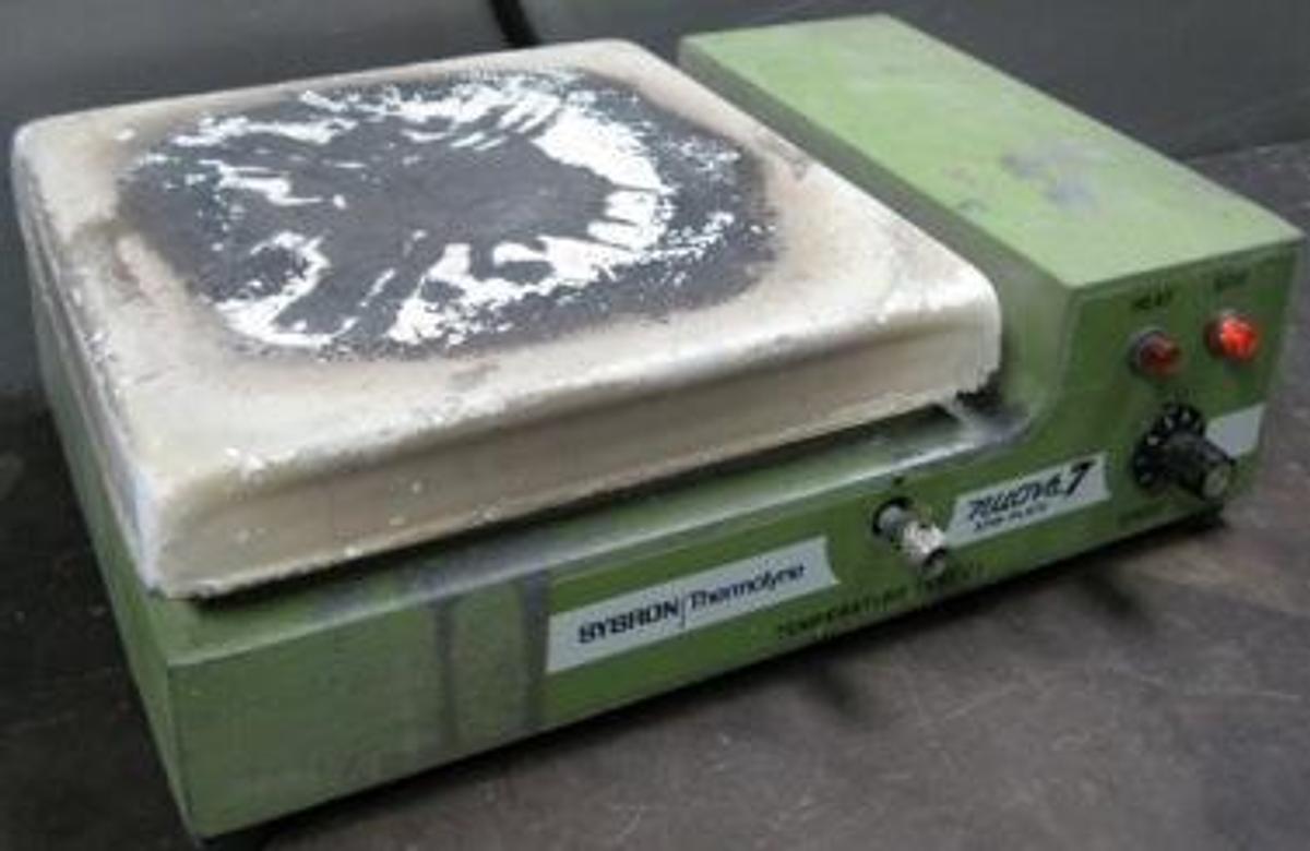 Used SYBRON THERMOLYNE NUOVA 7 STIR-PLATE/HOTPLATE