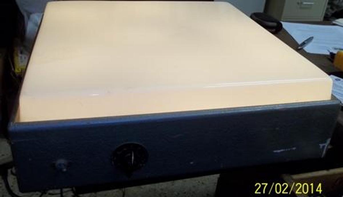 Used QTY. 1. ELECTRICAL BRONCO. LIGHT BOX WITH PERCENTAGE OF MAXIMUM OUTPUT VOLTAGE DIAL .