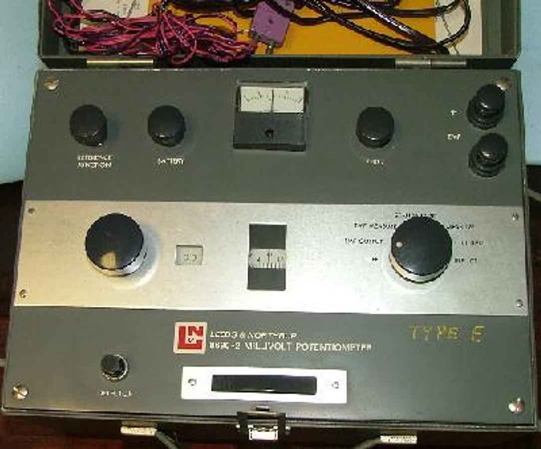 Used QTY. 1. LEEDS & NORTHRUP 8690-2 MILLIVOLT POTENTIOMETER.