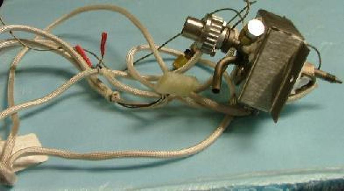 Used VARIAN GAS CHROMATOGRAPH PART