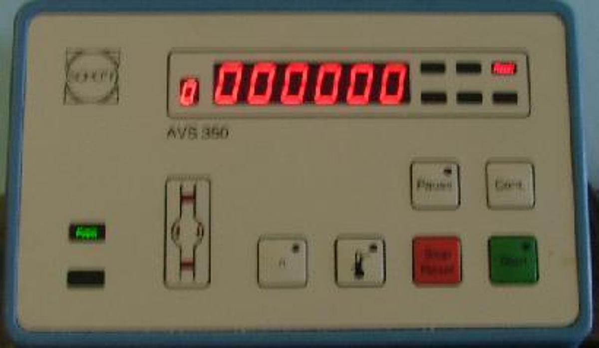 Used QTY. 1. SCHOTT GERATE AVS 350