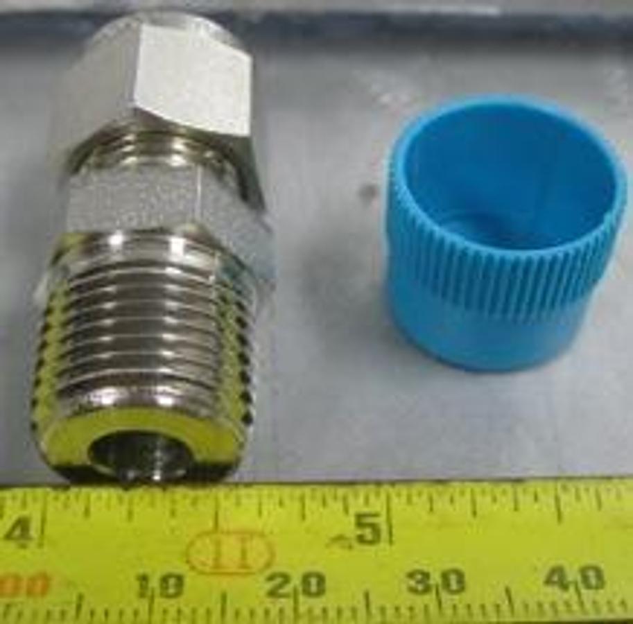 Used SWAGELOK 3/8 TUBE X 3/8 MNPT