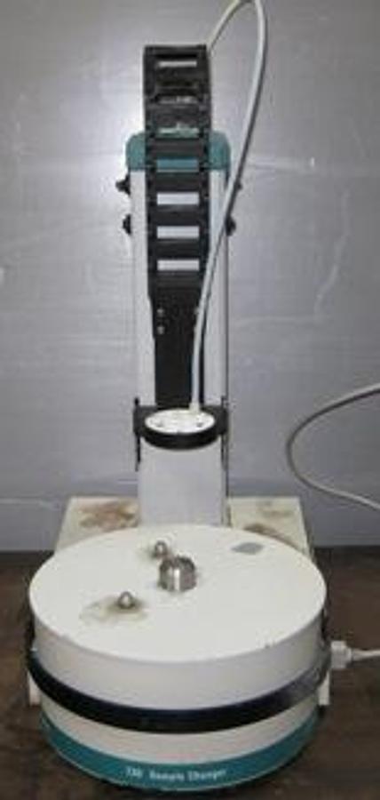 Used METROHM 730 SAMPLE CHANGER