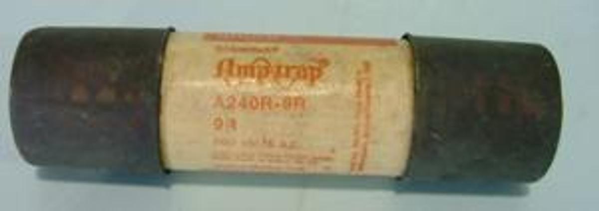 Used GOULD SHAWMUT AMP TRAP A240R-9R 2400V CURRENT LIMITING FUSE.