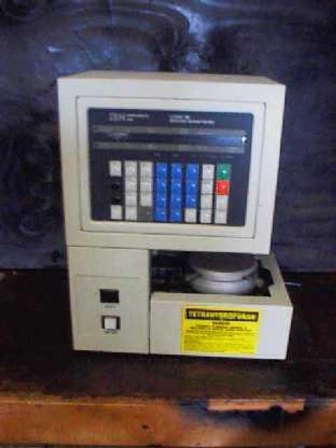 Used IBM INSTRUMENTS LC/9505 SE AUTOMATIC SAMPLE HANDLER.