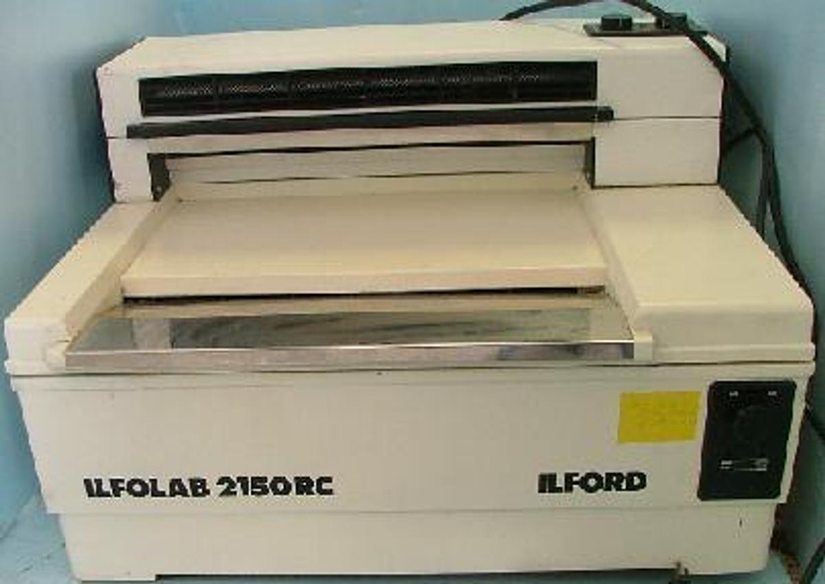 Used QTY. 1. FOLAB 2150 RC PHOTO PRINTER