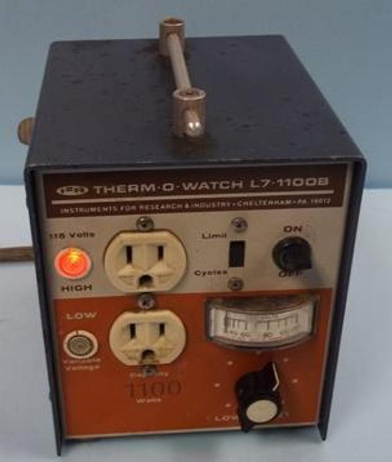 Used QTY. 1. I2R THERM-O-WATCH VARIABLE VOLTAGE CONTROLLER MODEL: L7-1100B